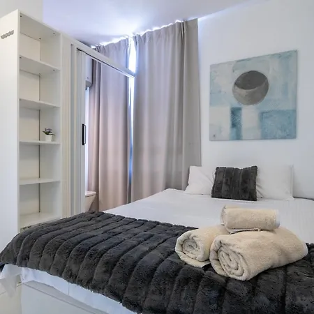 Penthouse Of Views Cristianos *