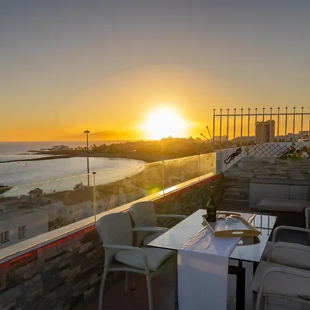 Penthouse Of Views Cristianos