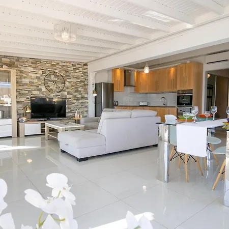 Апартаменты Penthouse Of Views Cristianos Лос Кристианос