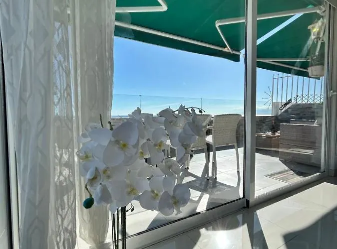Penthouse Of Views Cristianos