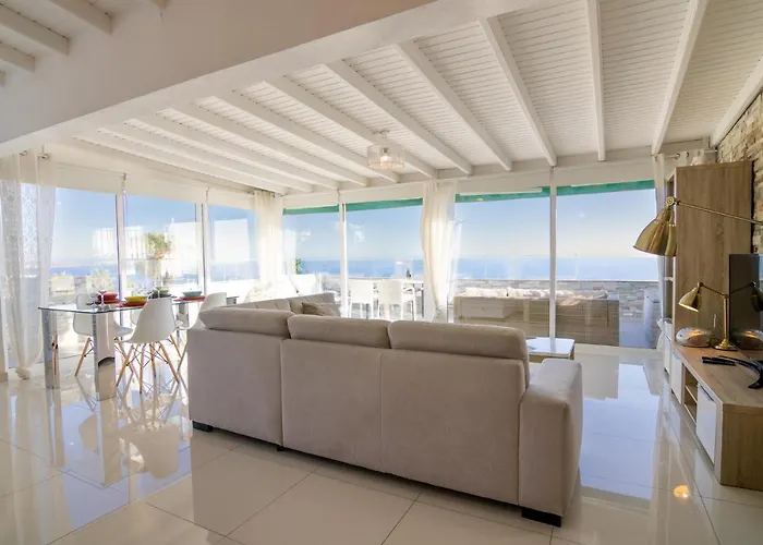 Penthouse Of Views Cristianos *